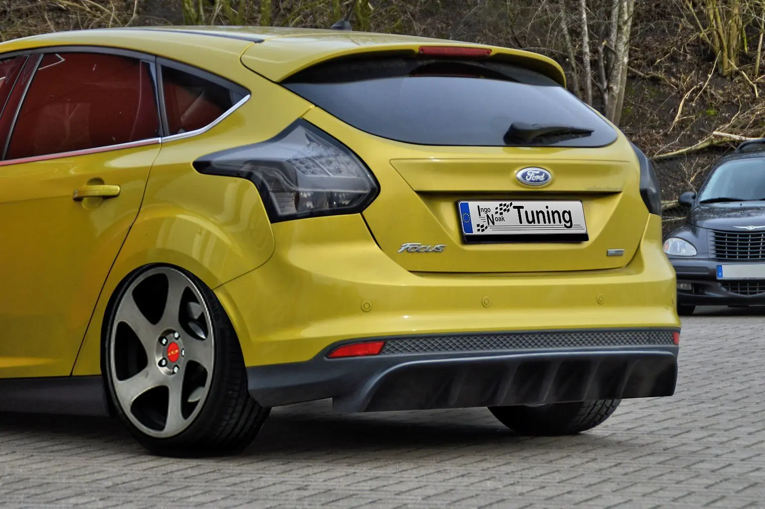 Ingo Noak Heckansatz Heckdiffusor für Ford Focus : DYB Bj. 2010-2014