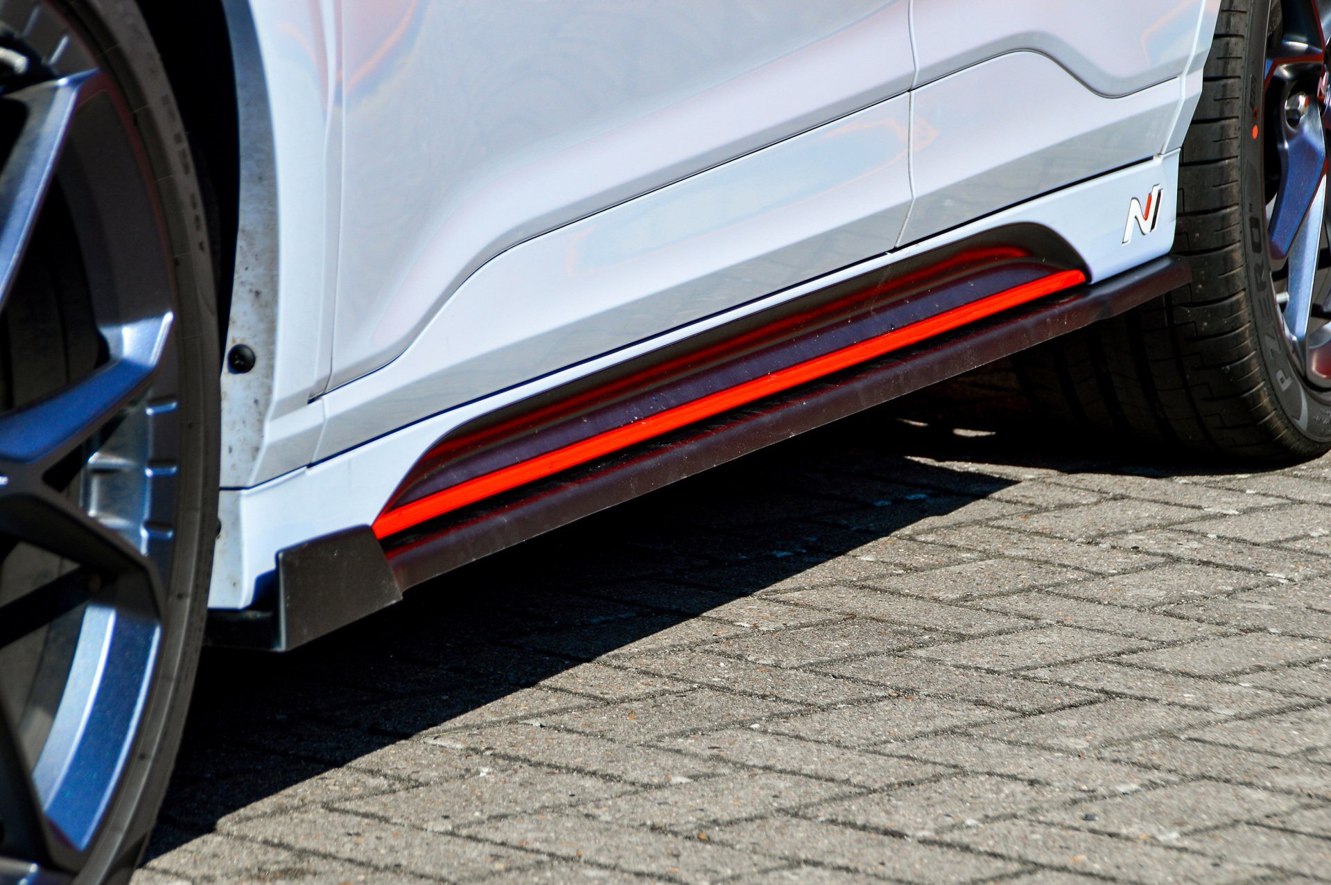 Ingo Noak CUP Seitenschweller mit Wing vorne für Hyundai Kona N + N-Line