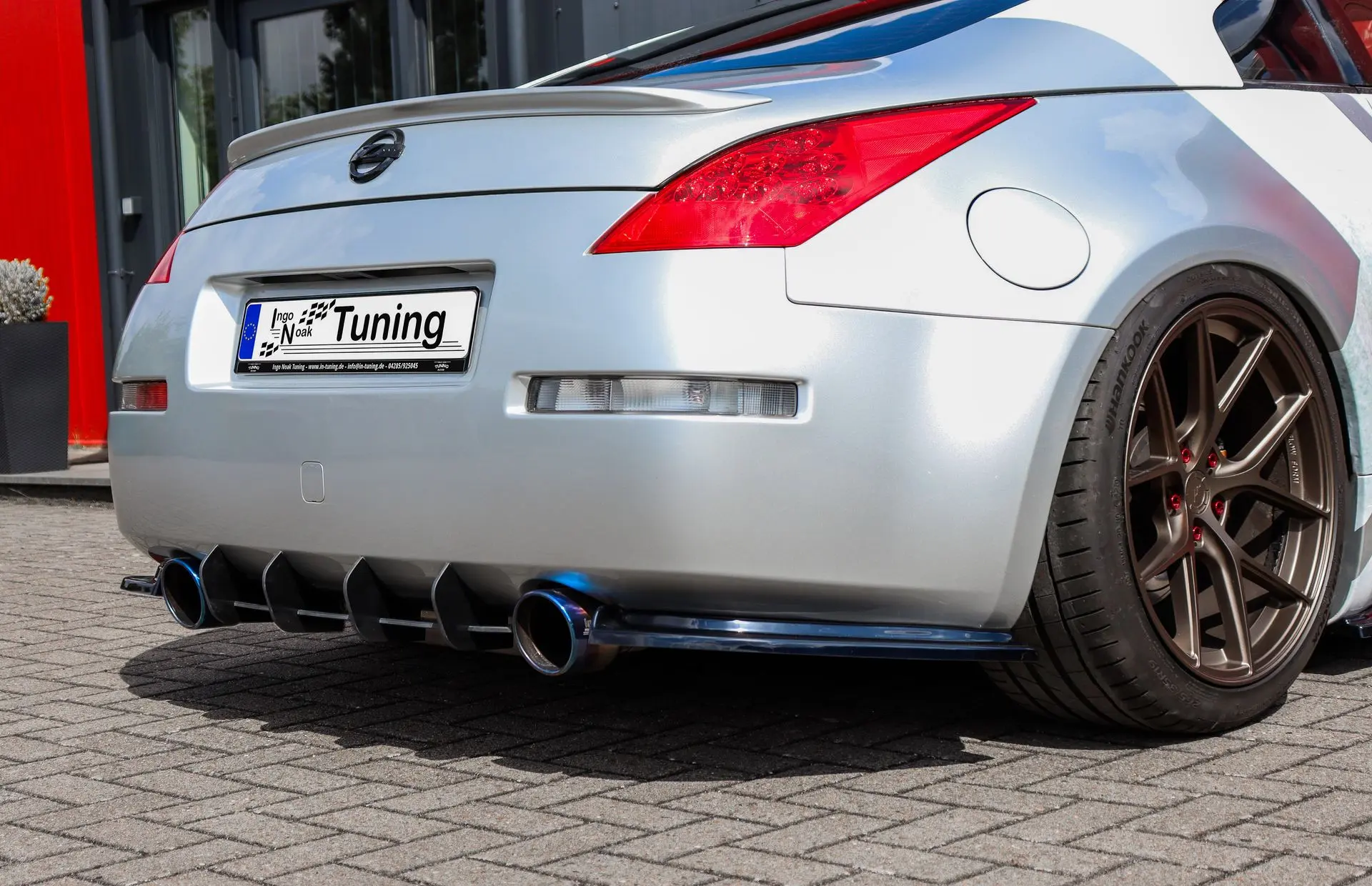 Ingo Noak Gefräster Heckansatz mit Finnen aus ABS für Nissan 350Z Coupe+Roadster