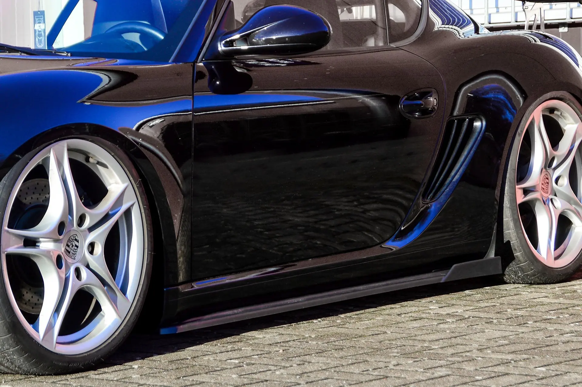 Ingo Noak Cup Seitenschweller mit Wing aus ABS für Porsche Cayman 987