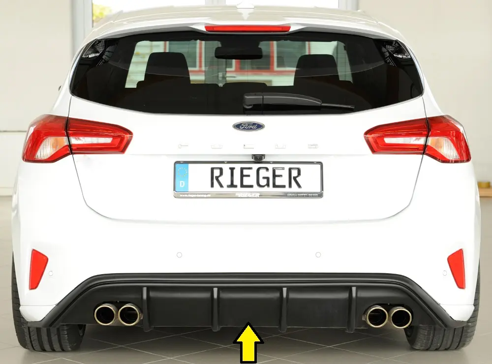 Rieger Heckeinsatz für Ford Focus MK4