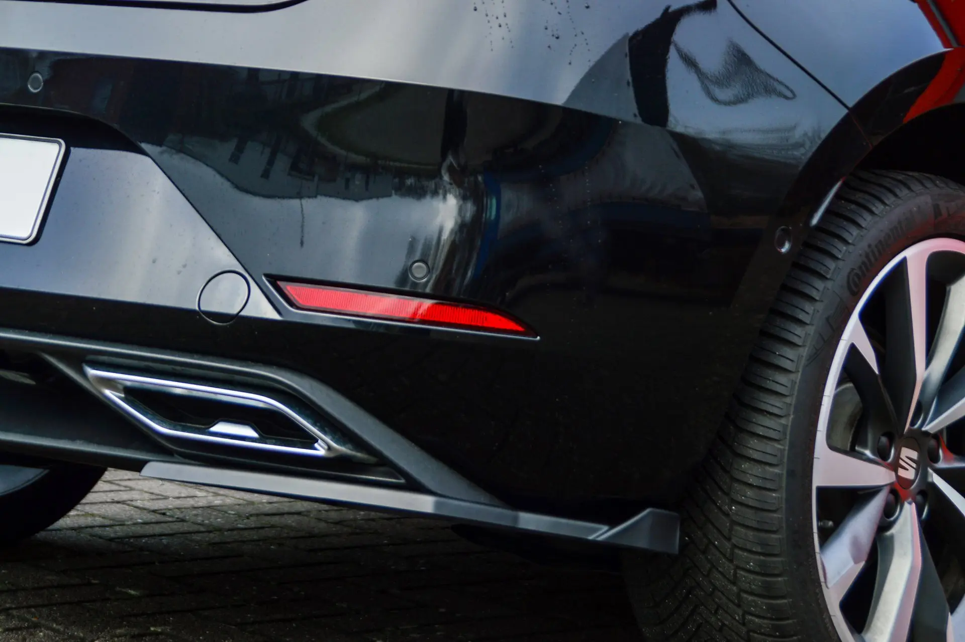 Ingo Noak Heckansatz Seitenteile mit Wing für Seat Leon KL