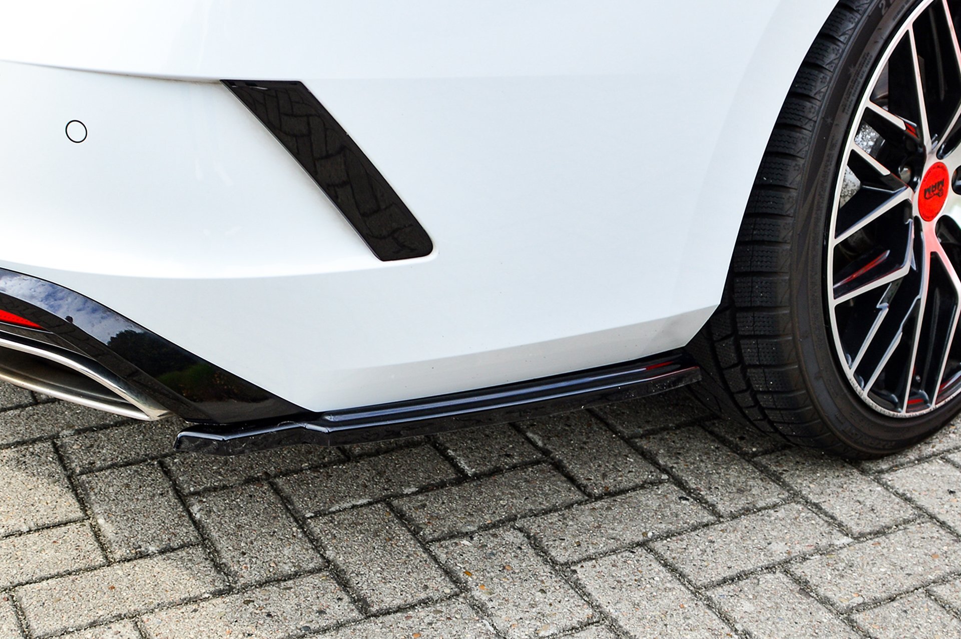 Ingo Noak Heckansatz Seitenteile aus ABS für Skoda Octavia RS NX