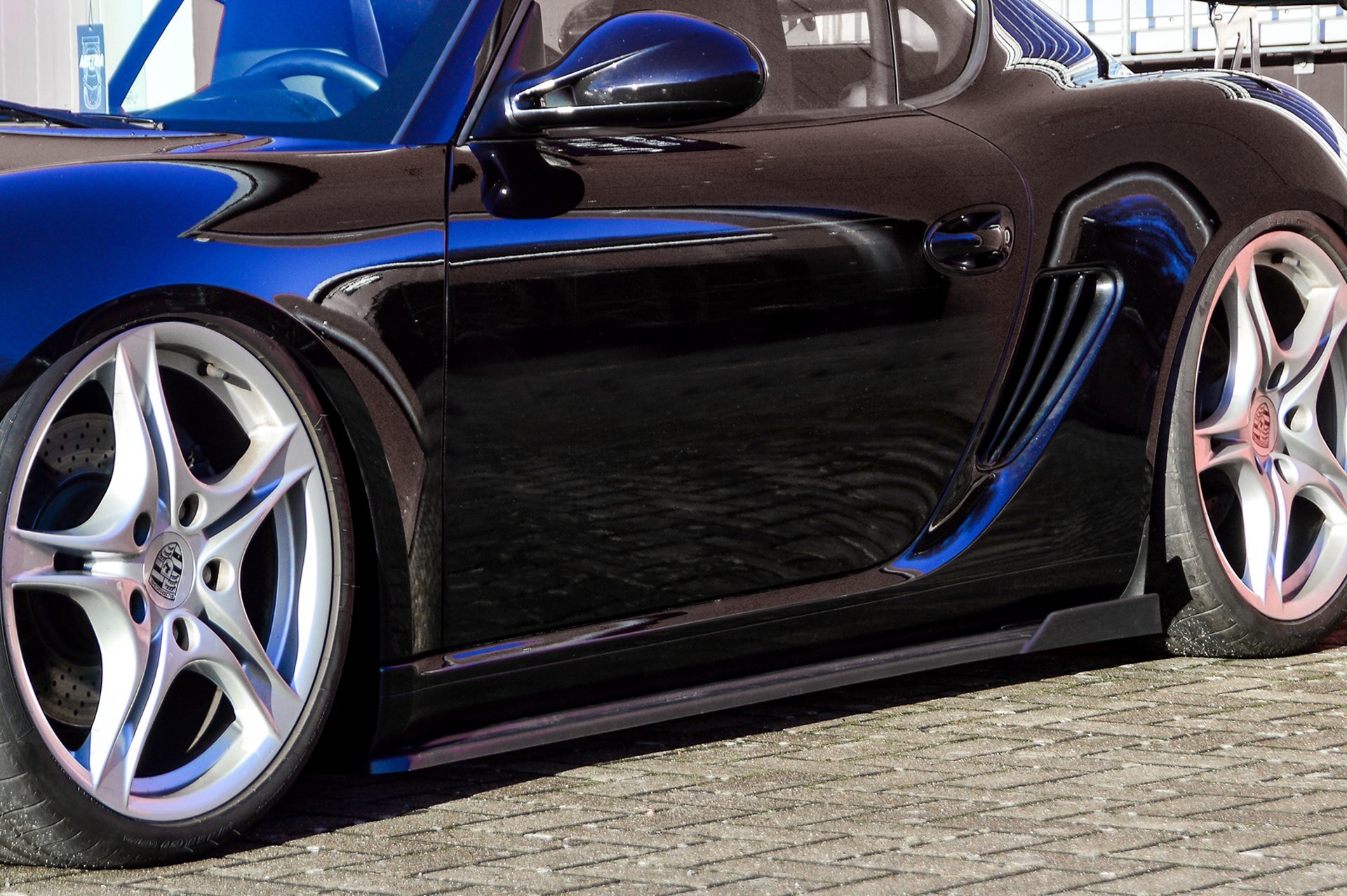 Ingo Noak Cup Seitenschweller mit Wing aus ABS für Porsche Boxster 987