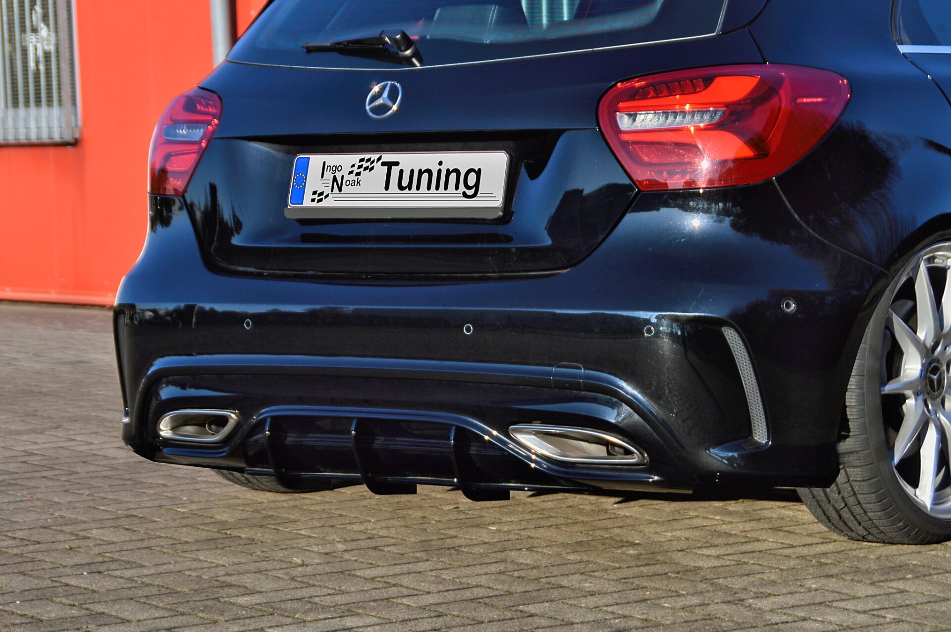 Ingo Noak Heckansatz für MB A W176 AMG-Line MOPF ab Bj.:2015- Ingo Noak Heckansatz für MB A W176 AMG-Line MOPF ab Bj.:2015-