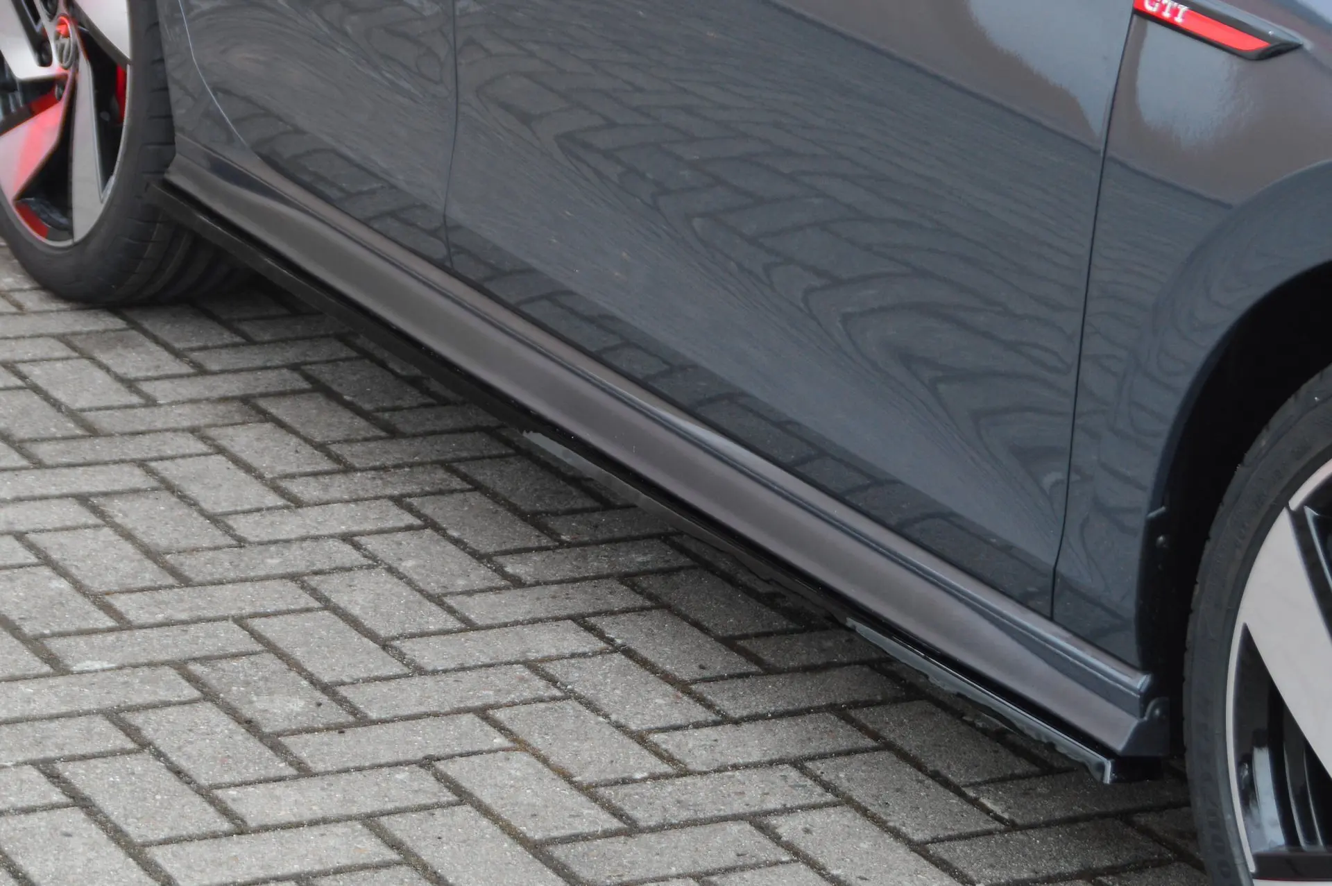 Ingo Noak CUP Seitenschweller aus ABS für VW Golf 8 GTI + GTD