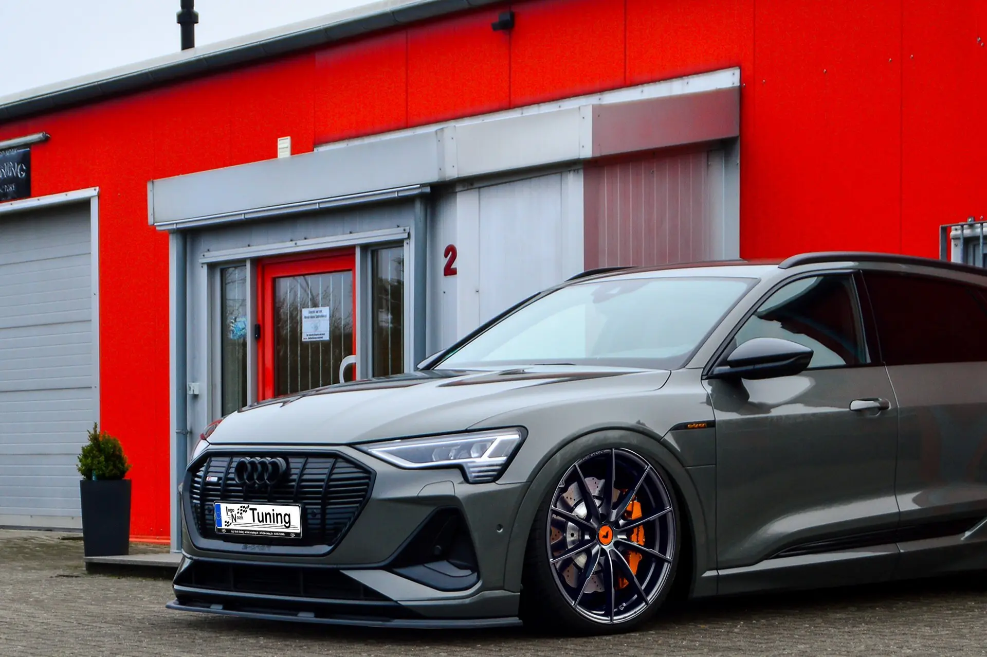 Ingo Noak Cup Frontspoilerlippe für Audi E-Tron Quattro +Sportback
