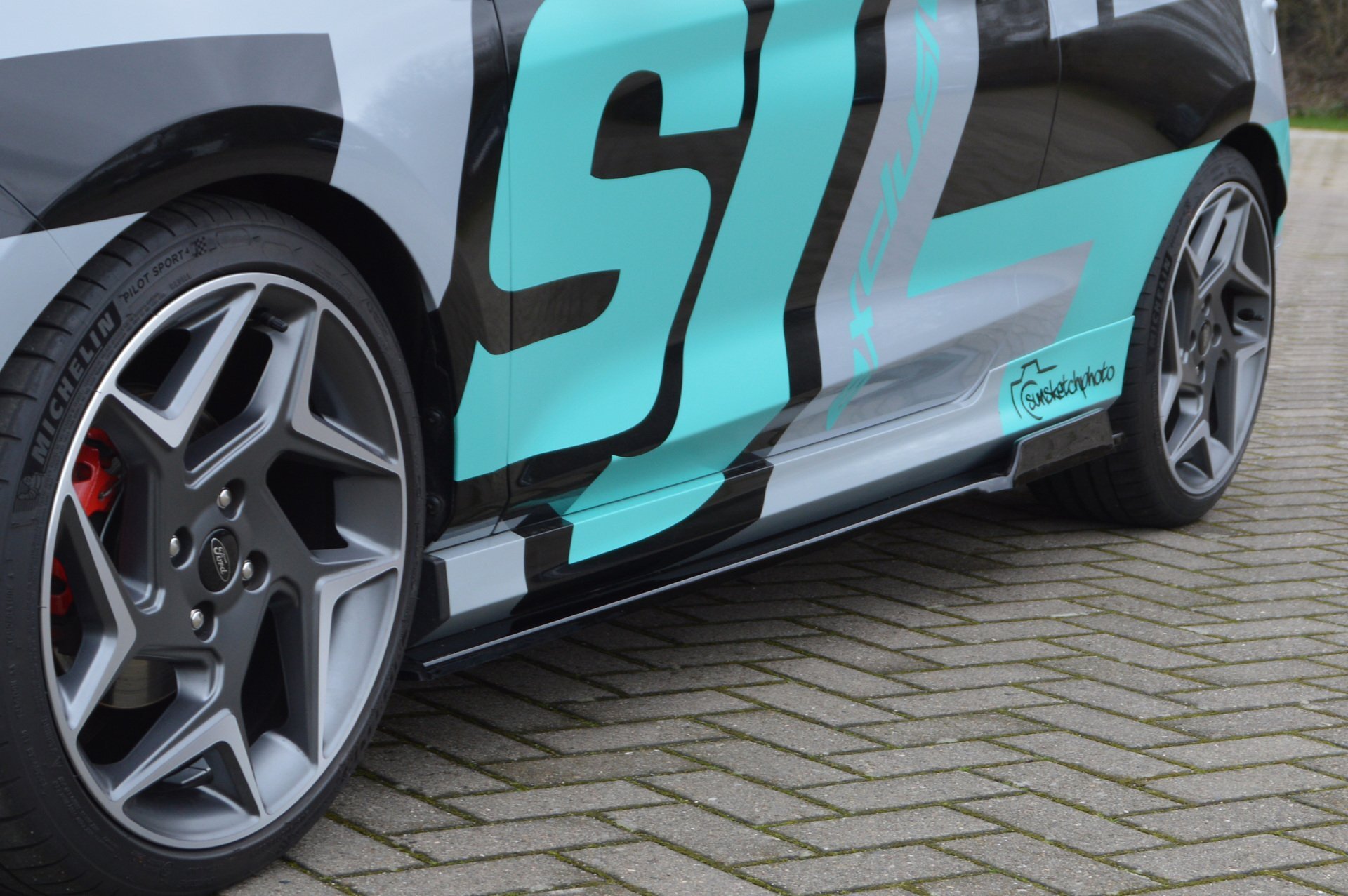 Ingo Noak CUP5 Seitenschweller für Ford Fiesta ST MK8 JHH