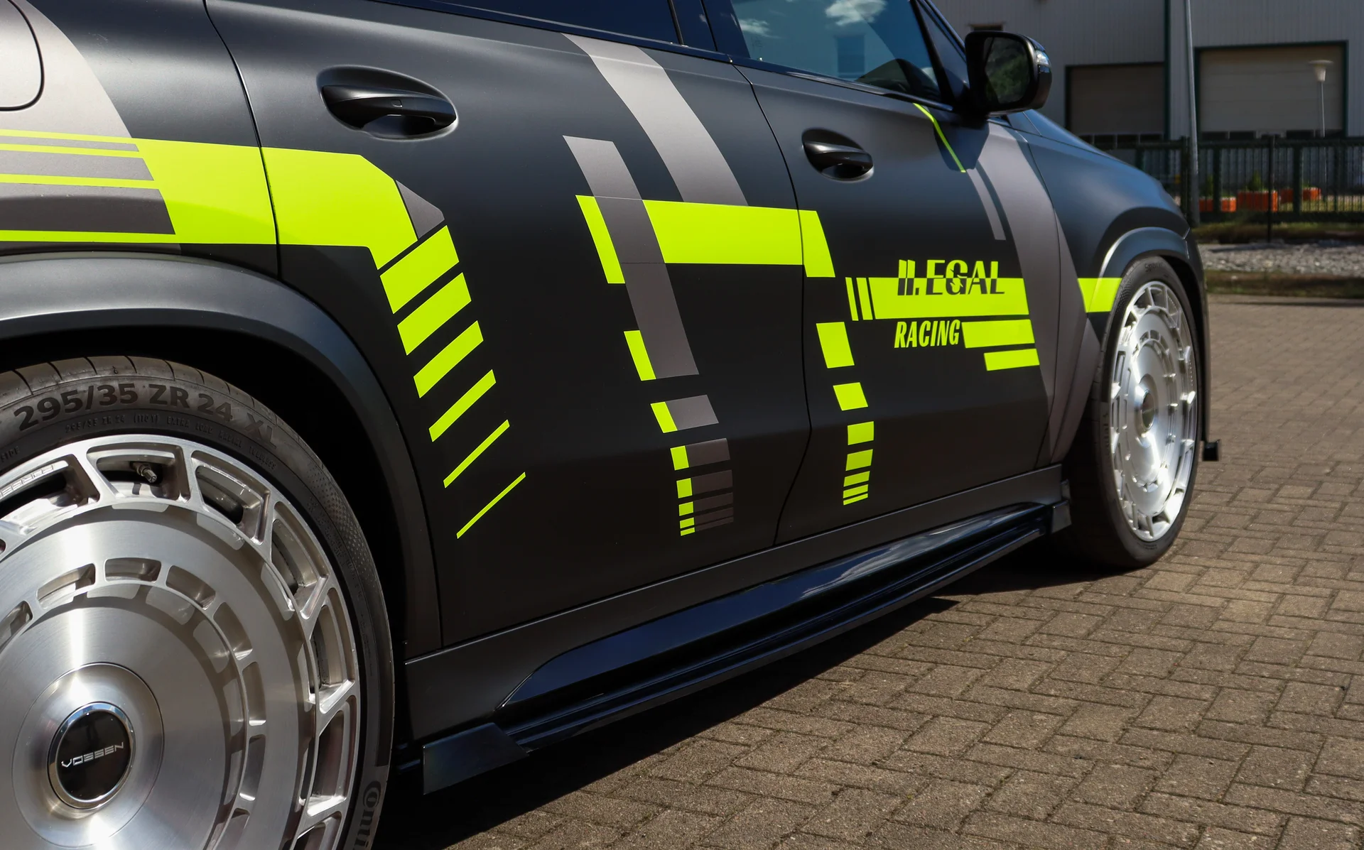 Ingo Noak CUP Seitenschwellersatz mit Wing vorne + hinten für Mercedes GLS 63 AMG 4 Matic