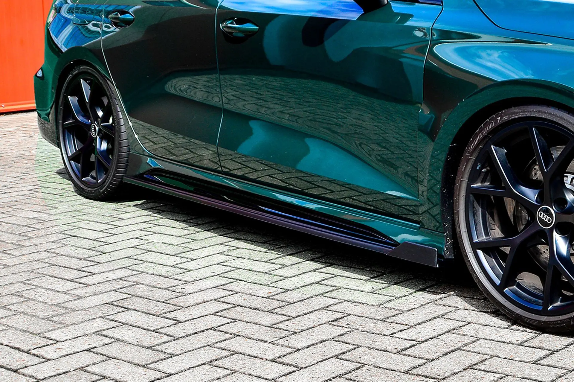 Ingo Noak CUP Seitenschweller mit Wings vorne für Audi RS3 8Y