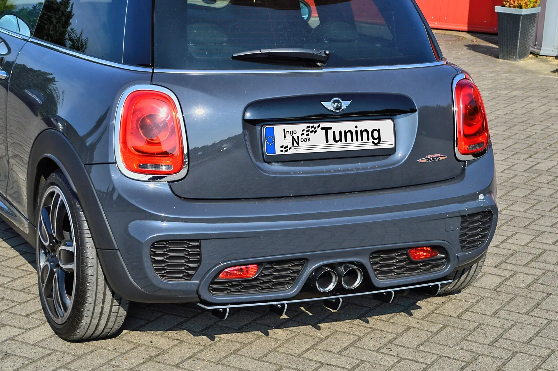Ingo Noak Gefräster Heckansatz mit Finnen für Mini Cooper JCW F55 F56 ab Bj. 2014-