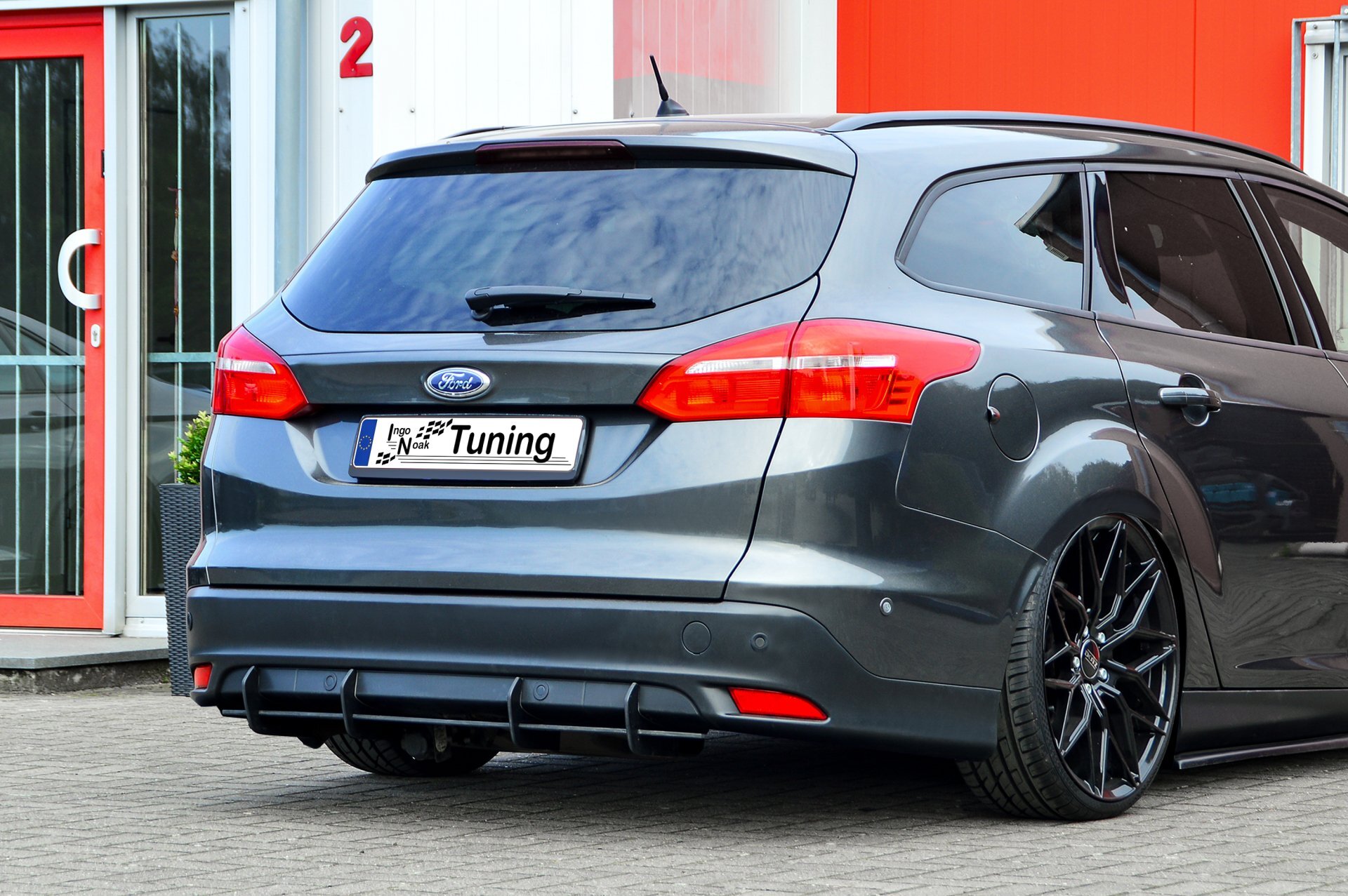 Ingo Noak Heckansatz Diffusor für Ford Focus Turnier DYB ab Bj.2014-2018