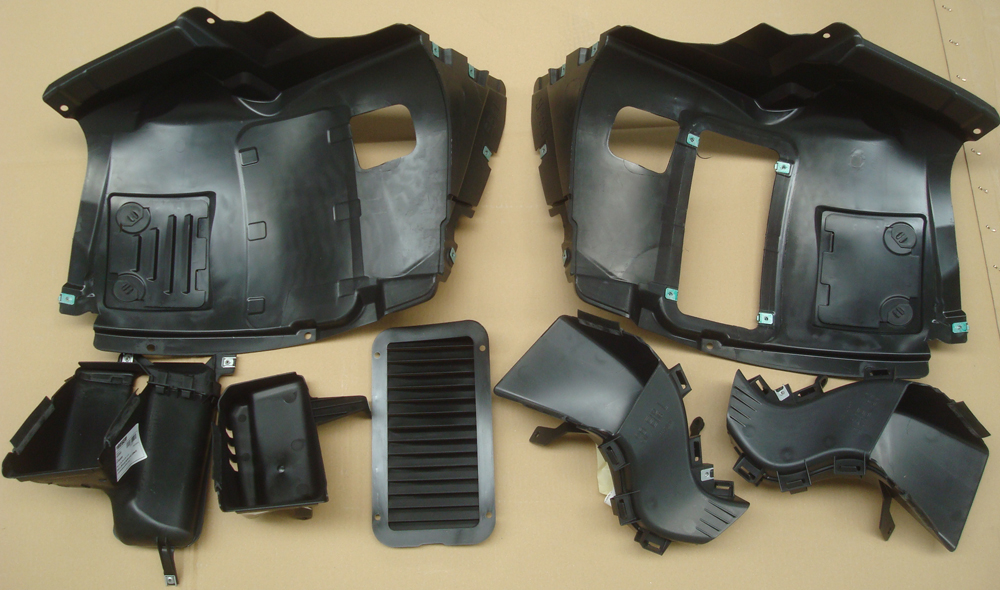 Rieger Set mit Luftführungen u. Radhausschalen li./re. für BMW 1er E81 / E82 / E87