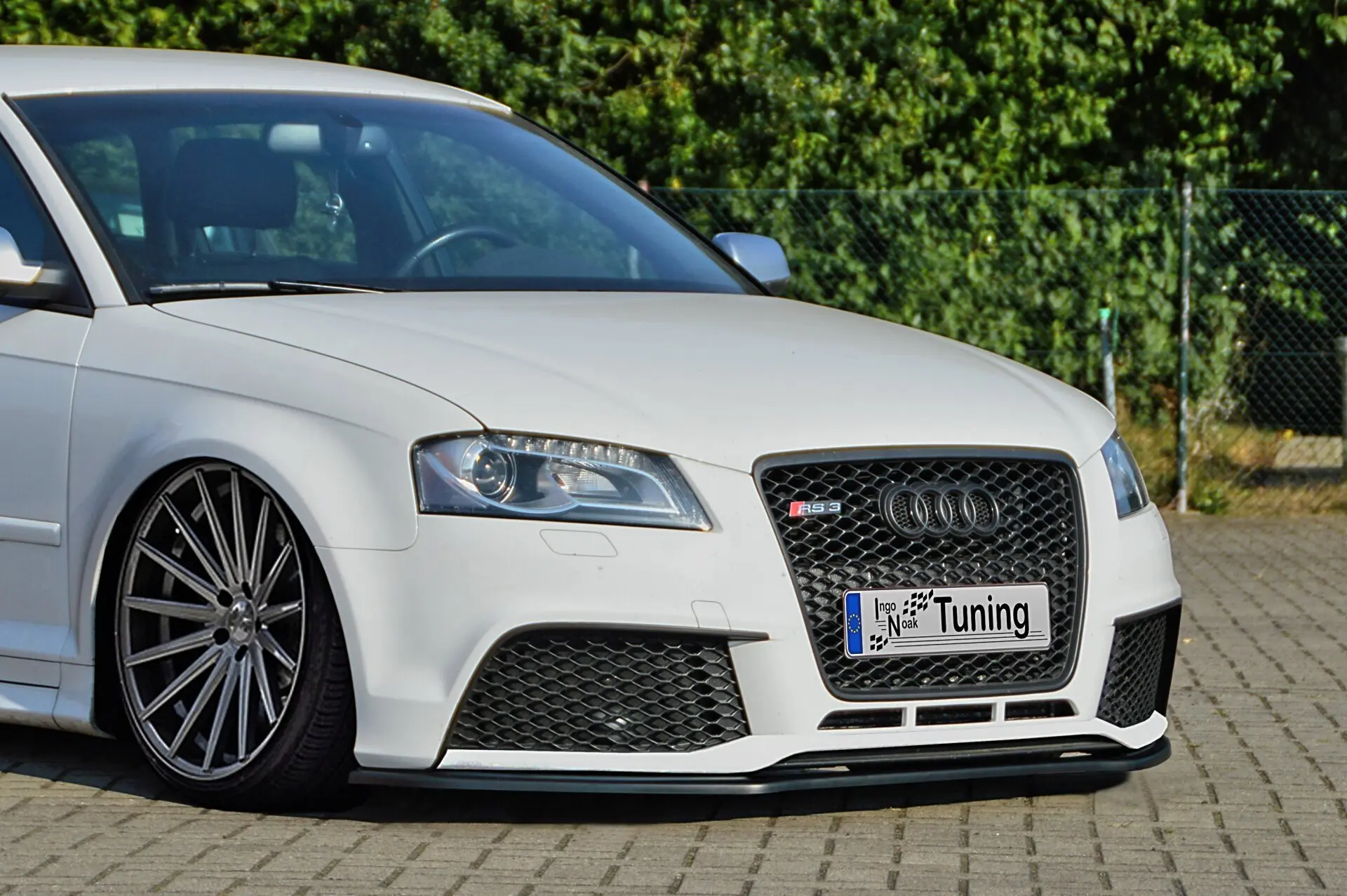 Ingo Noak Cup Frontspoilerlippe für Audi RS3 8PA Bj. 2011-2012