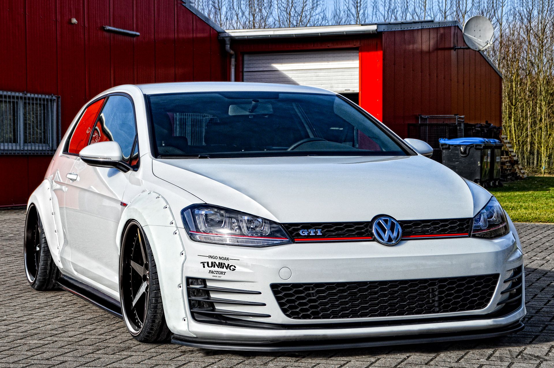 Ingo Noak IN Liberty Style Radlaufverbreiterung 4 tlg. VW Golf 7 GTI/GTD