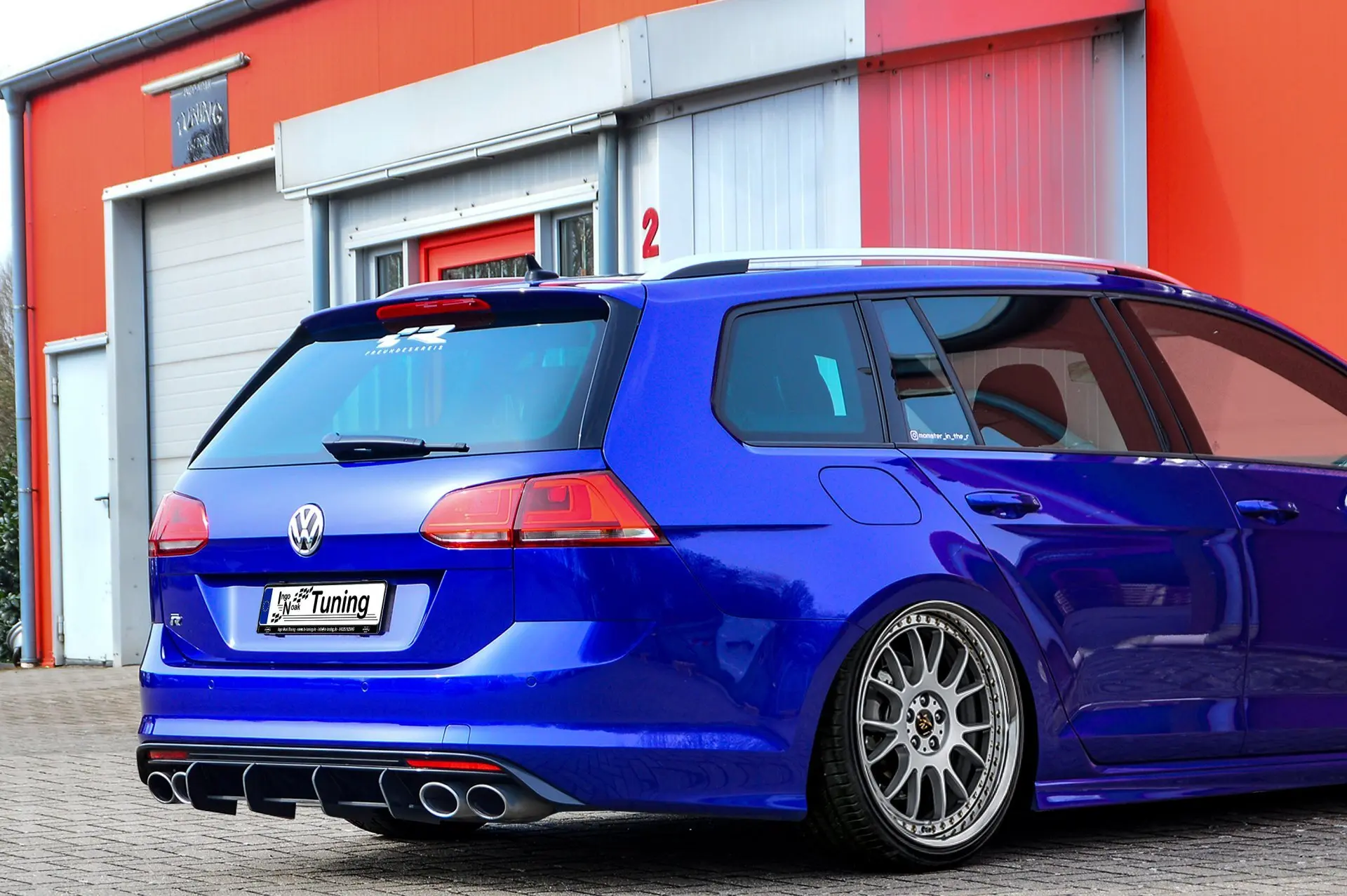 Ingo Noak Racing Heckansatz Diffusor für VW Golf 7 R Variant Vorfacelift