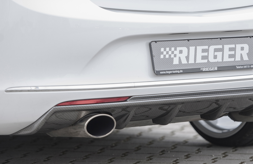 Rieger Heckeinsatz für Opel Astra J