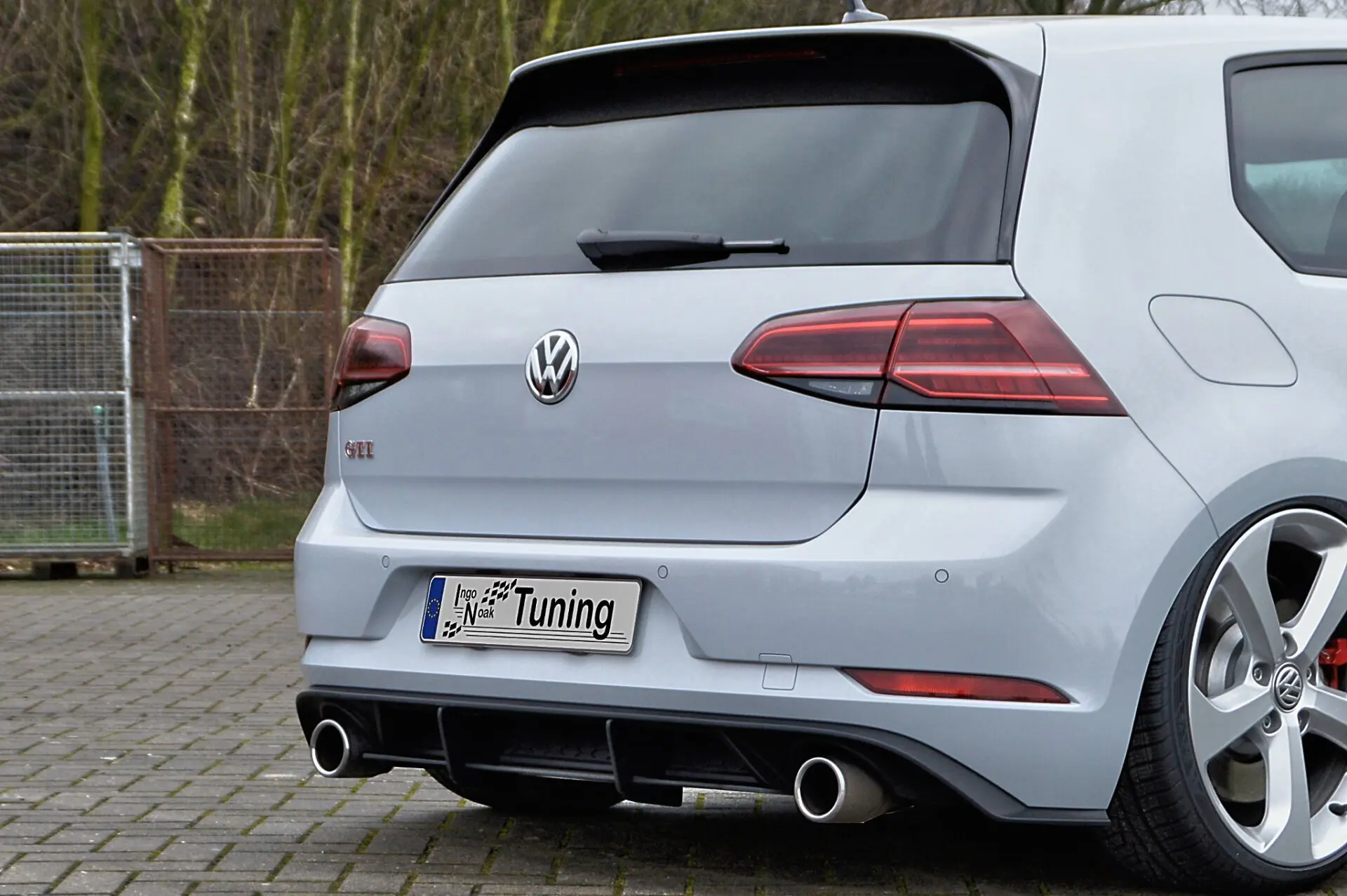 Ingo Noak Heckansatz Diffusor für VW Golf 7 GTI + Performance Facelift