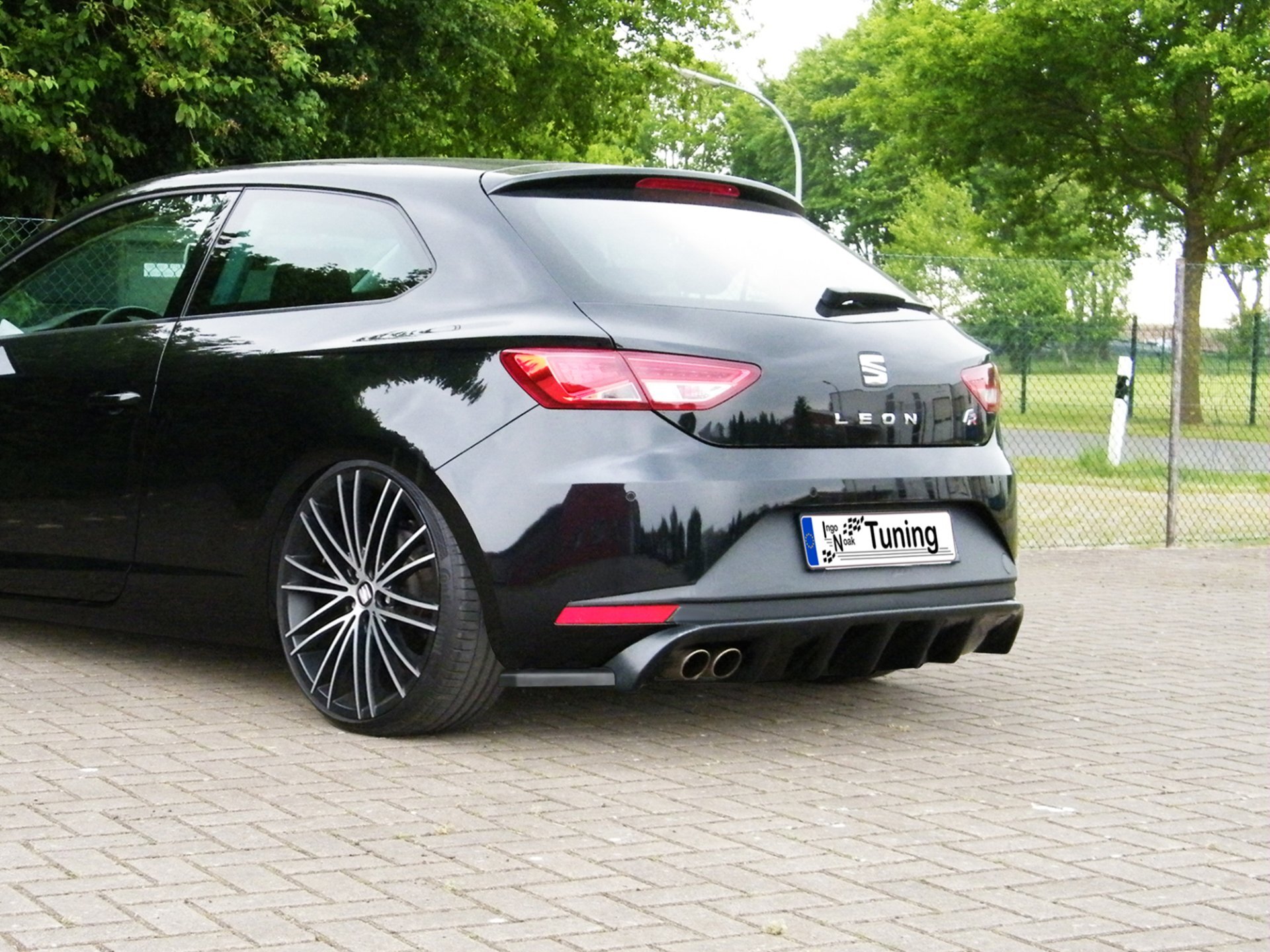 Ingo Noak Heckansatz inkl. Heckdiffusor 3 tlg. für Seat Leon 3 5F