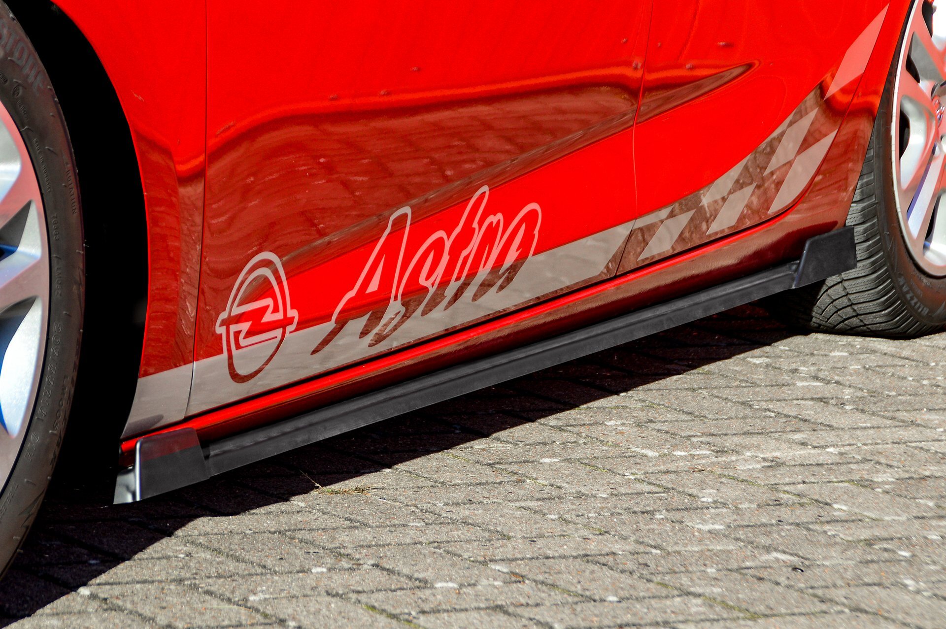 Ingo Noak Seitenschweller mit Wing vorne und hinten für Opel Astra K