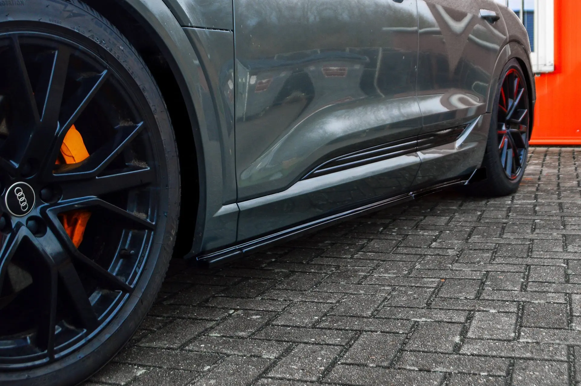 Ingo Noak CUP Seitenschweller 6.tlg. mit Wing hinten für Audi E-Tron Quattro