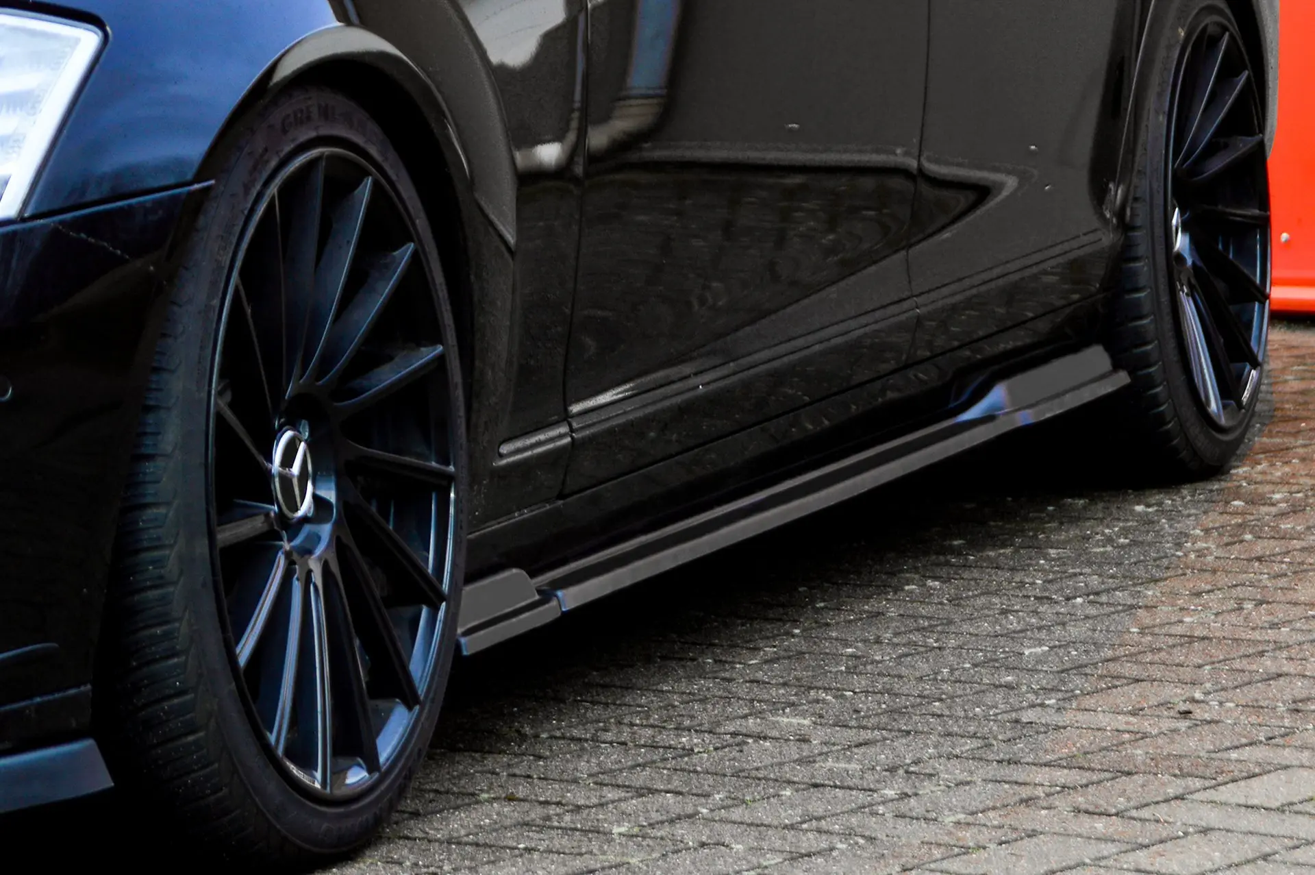 Ingo Noak Seitenschweller im Cup Look für Mercedes S-Klasse V221 Langversion 4.tlg.