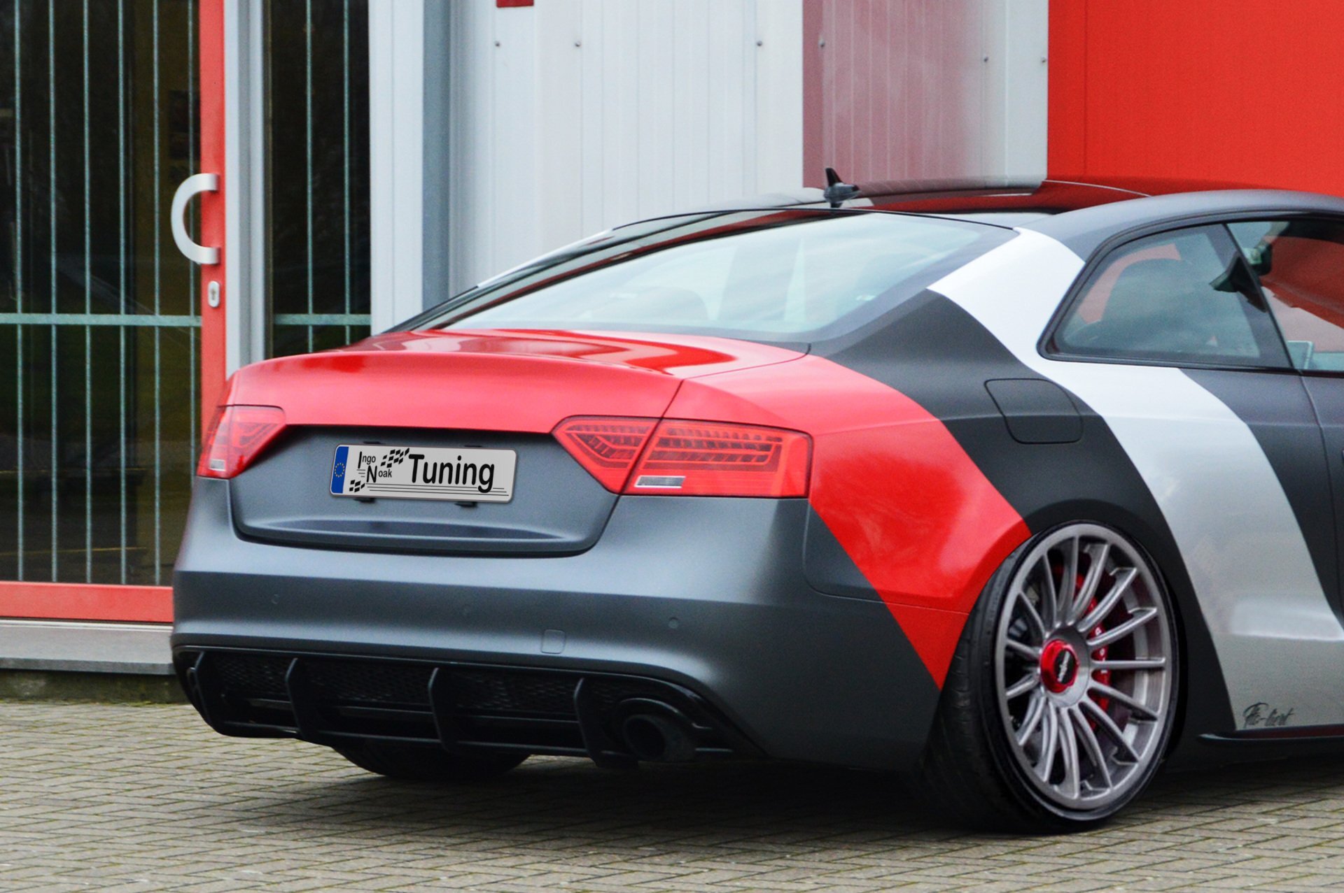 Ingo Noak Gefräster Heckansatz für Audi A5 B8 Sport Edition Plus Bj. 2012-2017 Ingo Noak Gefräster Heckansatz für Audi A5 B8 Sport Edition Plus Bj. 2012-2017