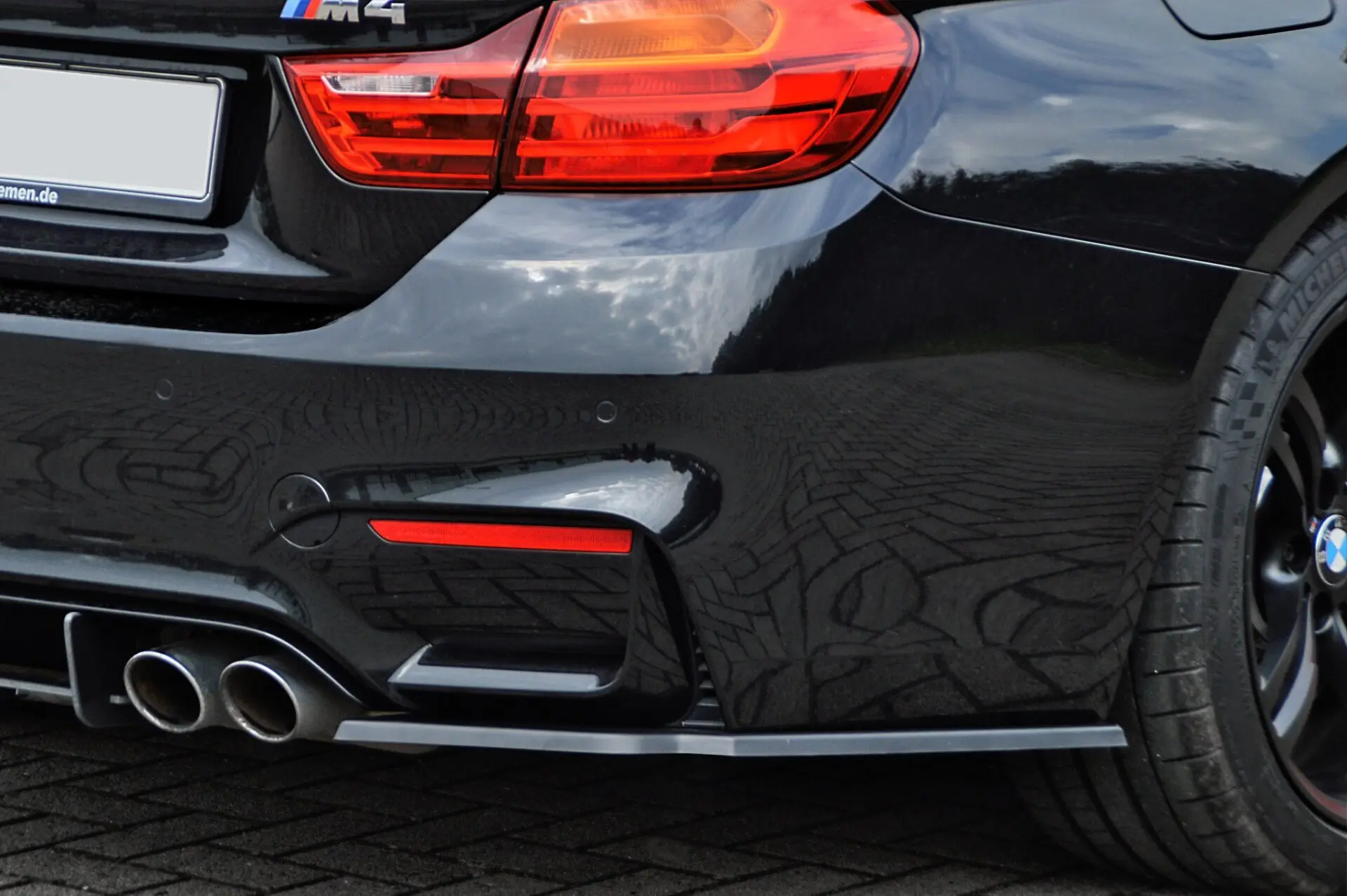 Ingo Noak Diffusor Spoilerecken Seitenteile für BMW M3/M4 F80/F82/F83