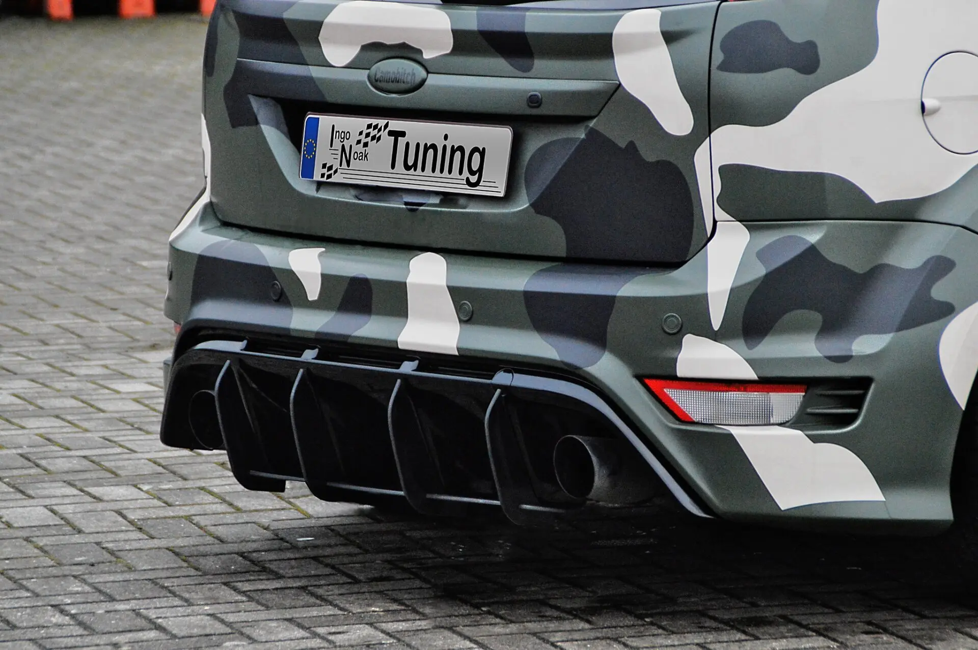 Ingo Noak Heckdiffusor / Heckansatz für Ford Focus 2 RS DA3 Bj: 2009-2010