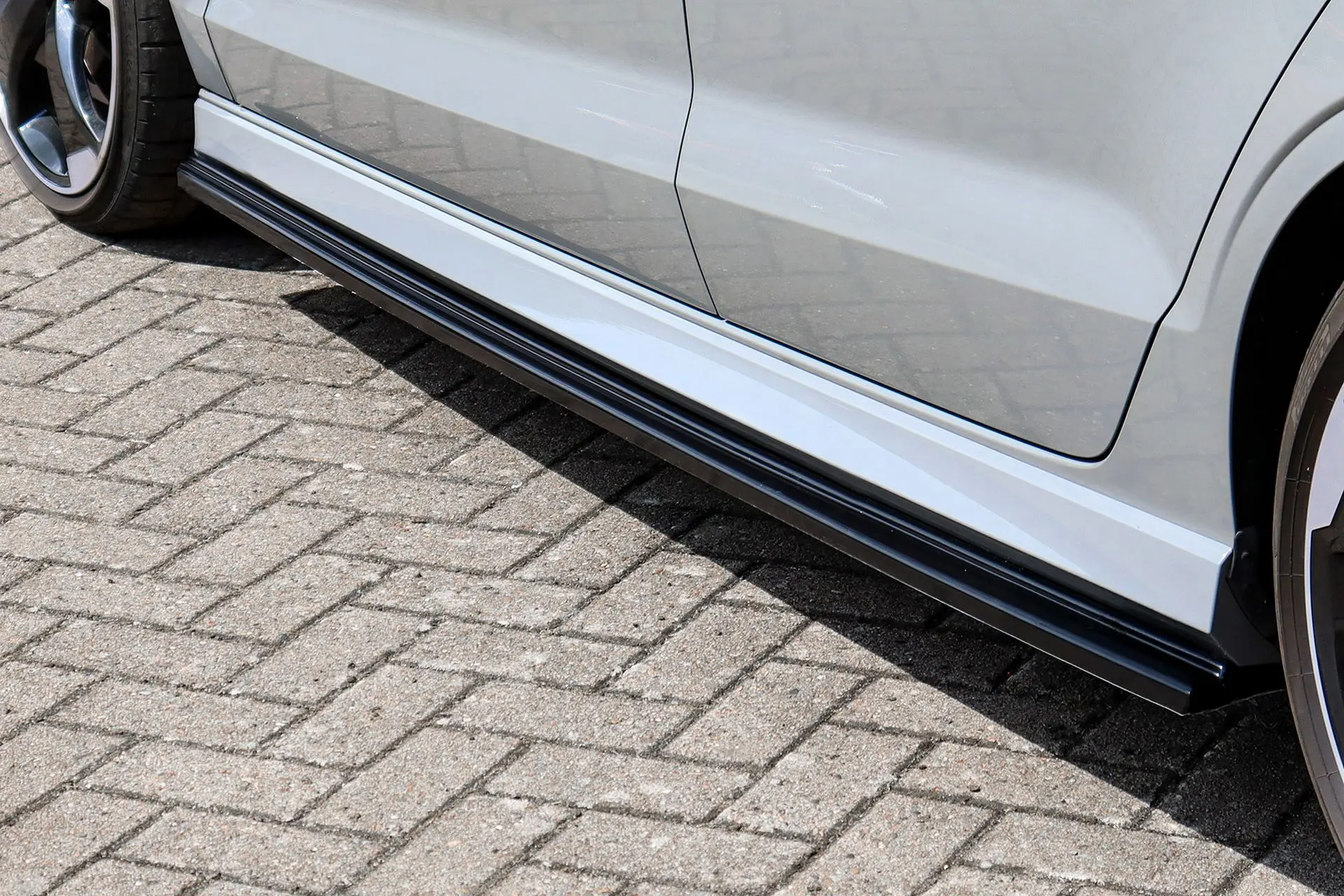 Ingo Noak Seitenschweller für Audi A3 8VS S3 + RS3 Limousine