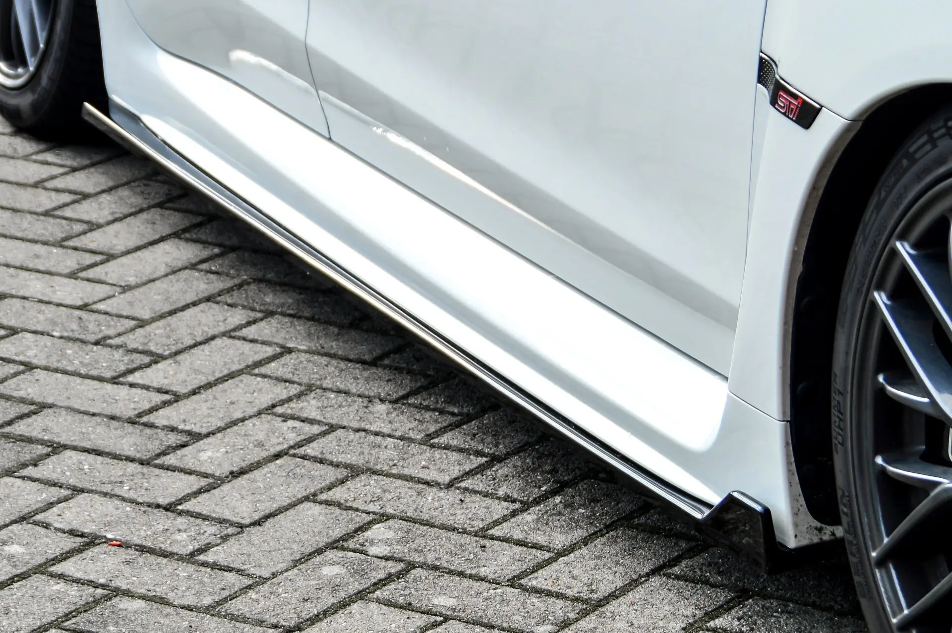 Ingo Noak CUP4 Seitenschweller für Subaru Impreza WRX STi