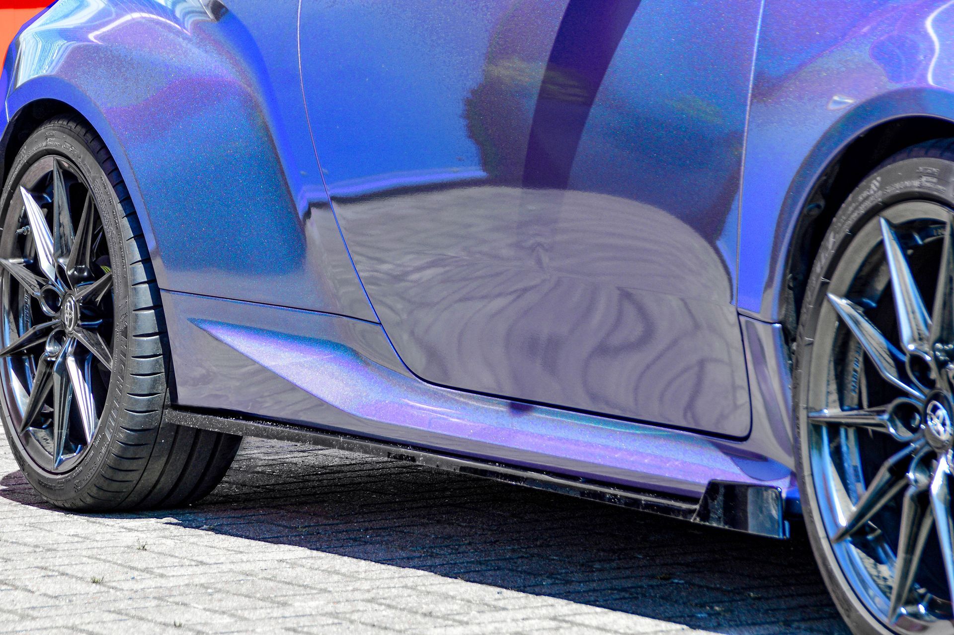 Ingo Noak Seitenschweller mit Wings vorne für Toyota Yaris GR