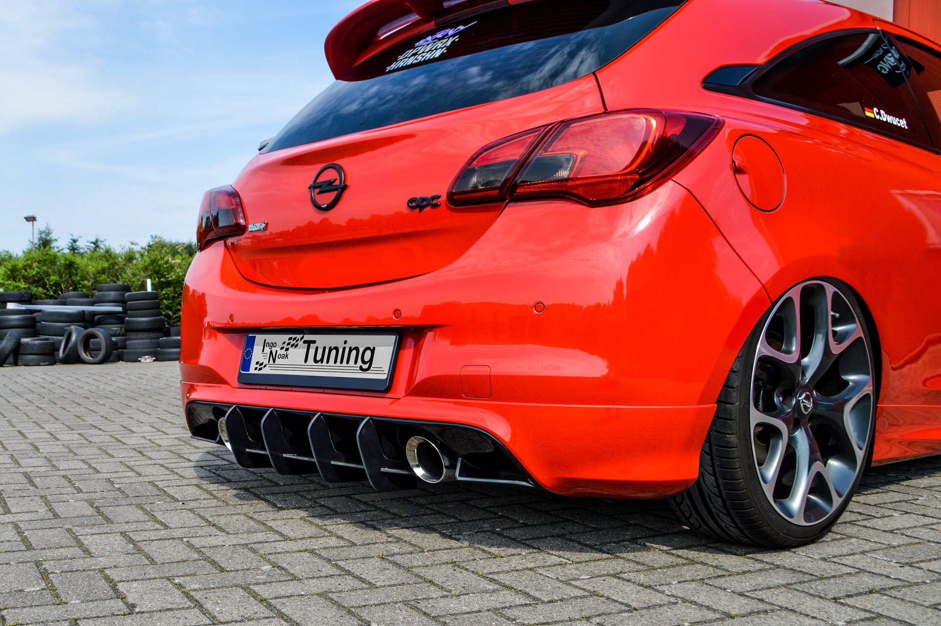 Ingo Noak Gefräster Heckansatz mit Finnen V2 für Opel Corsa E OPC