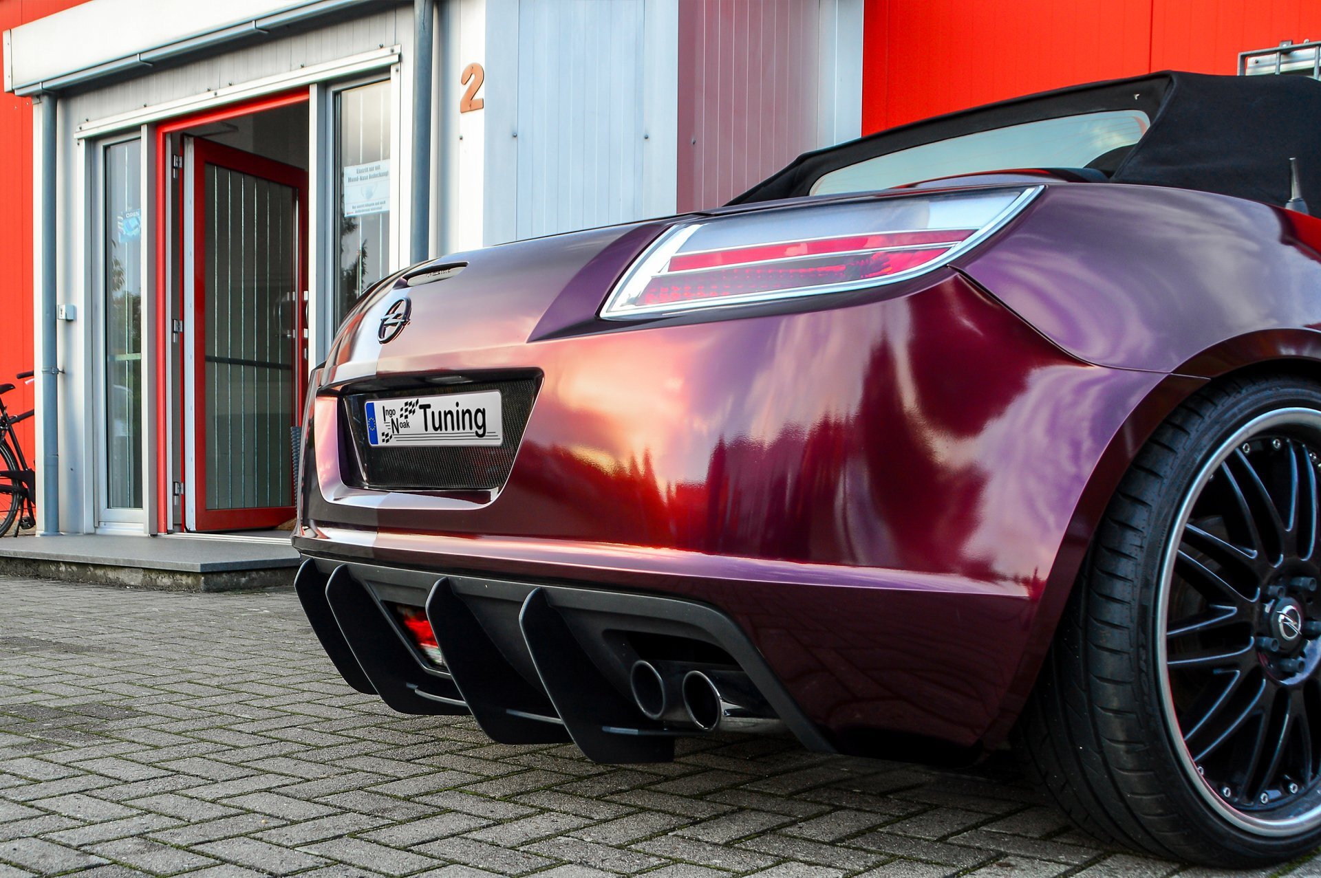 Ingo Noak Gefräster Heckansatz für Opel GT Roadster
