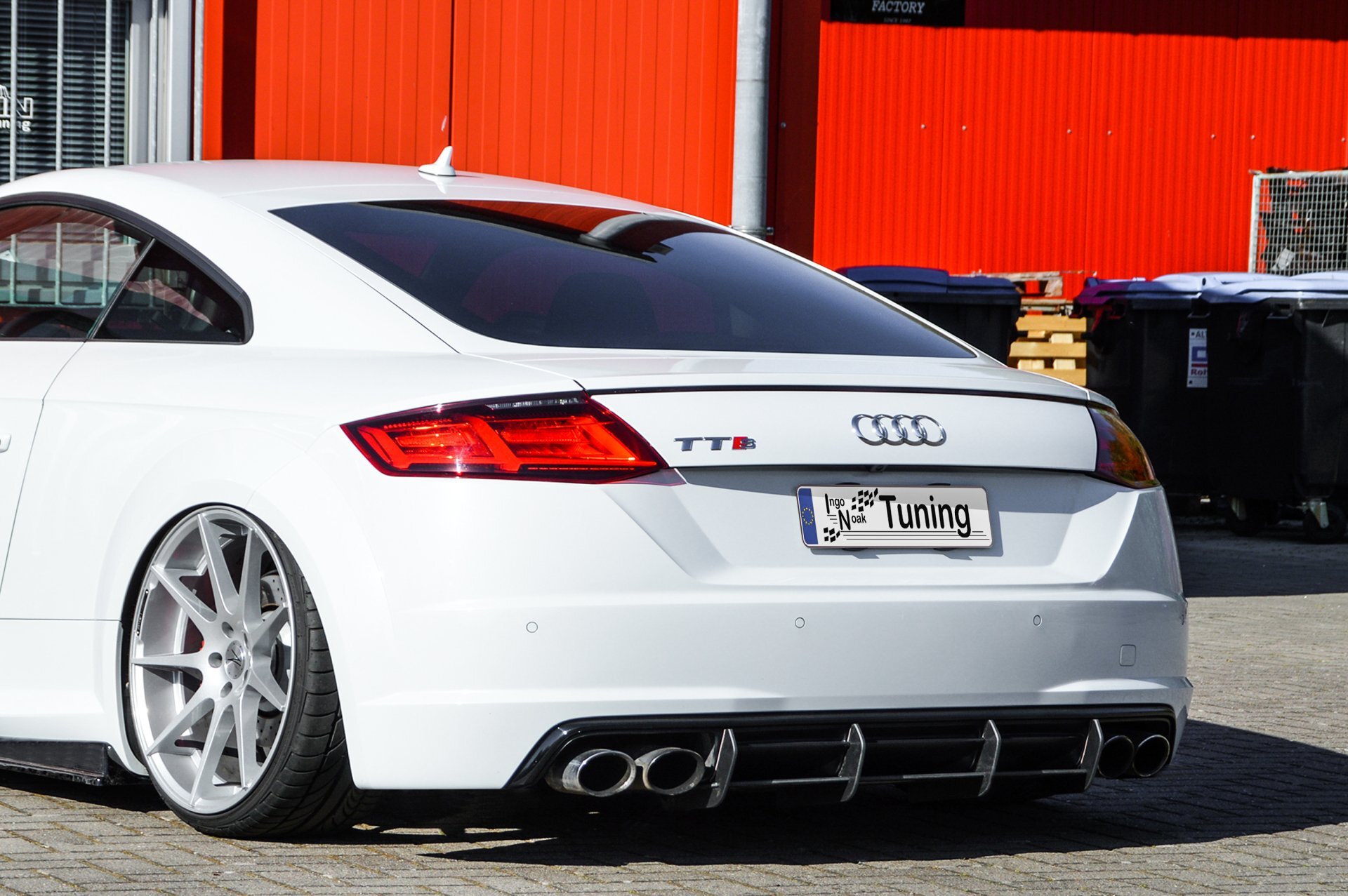 Ingo Noak Racing Heckansatz Diffusor für Audi TTS 8S Coupe+ Roadster