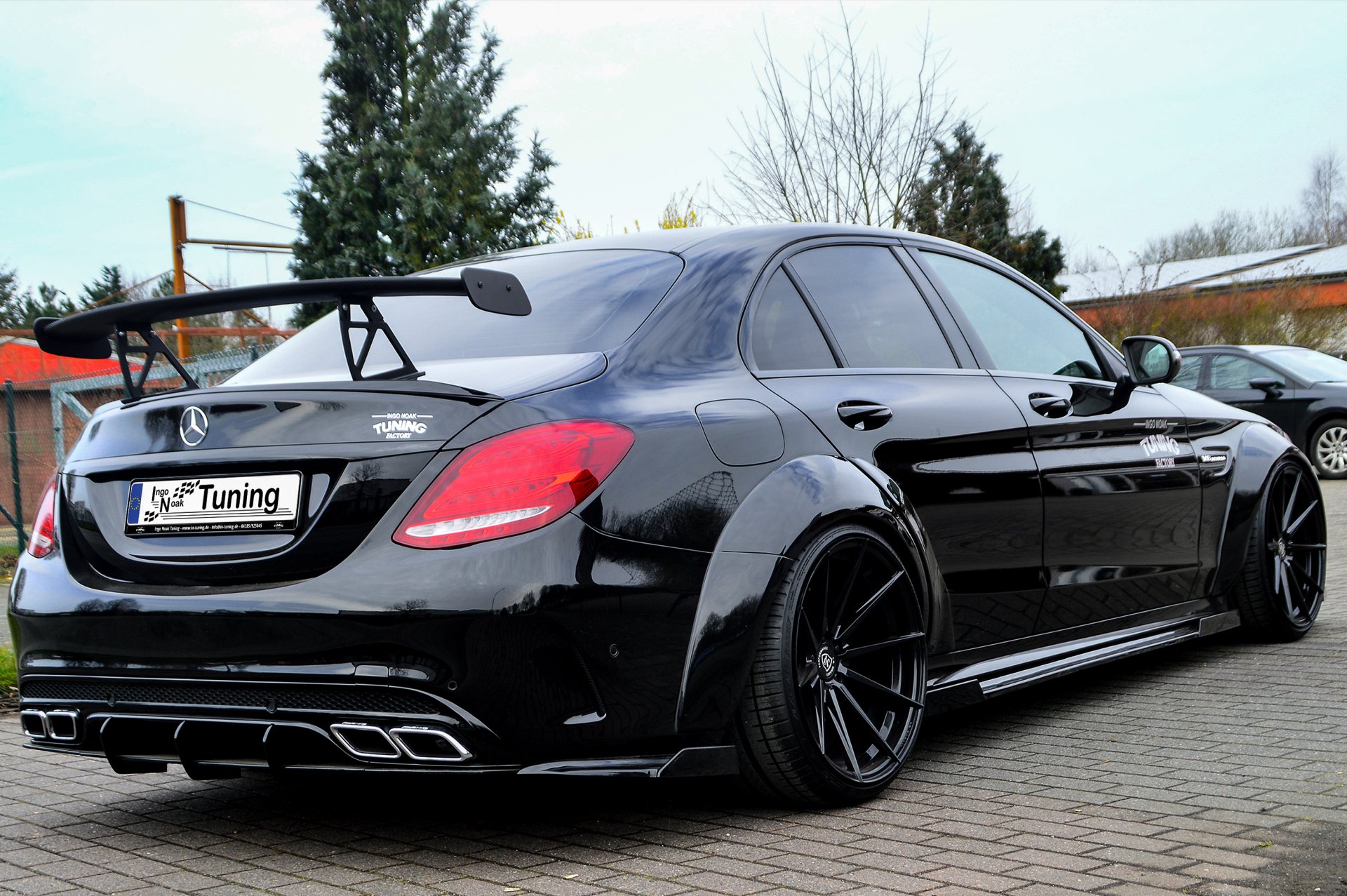 Ingo Noak Gefräster Heckansatz für Mercedes C-Klasse C63AMG+S